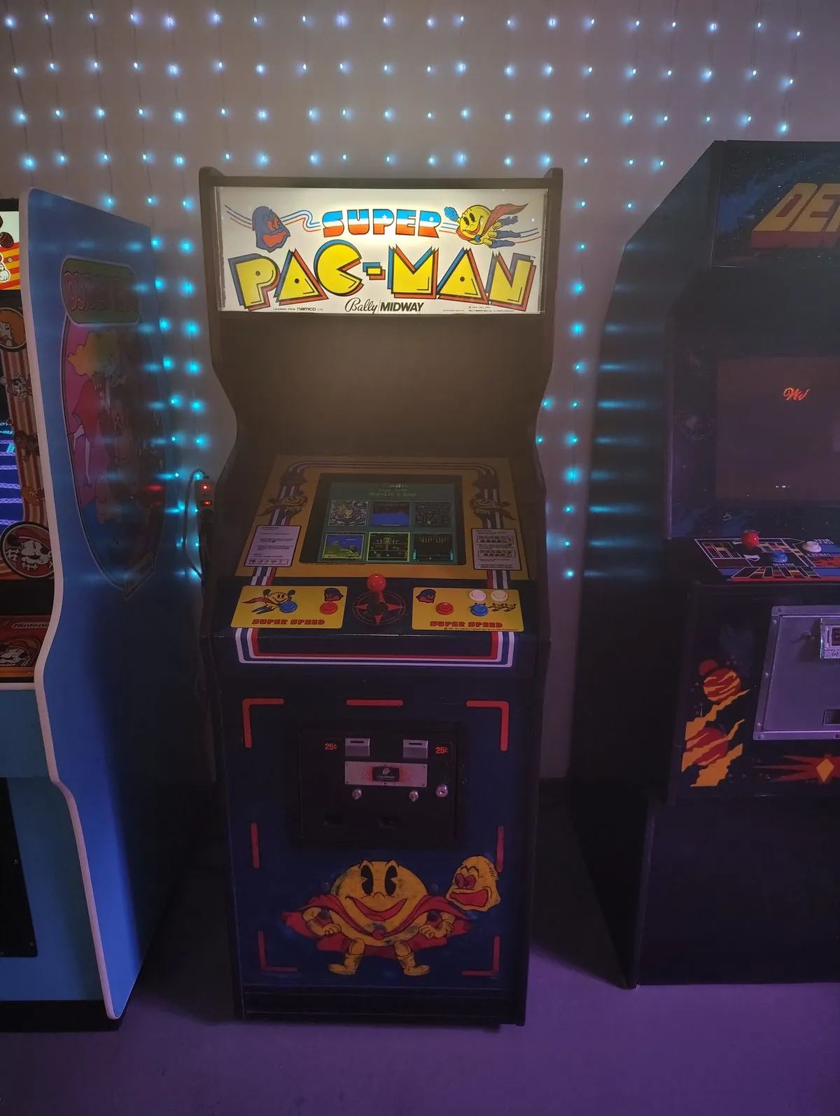 Super Pac-Man arcade cabinet